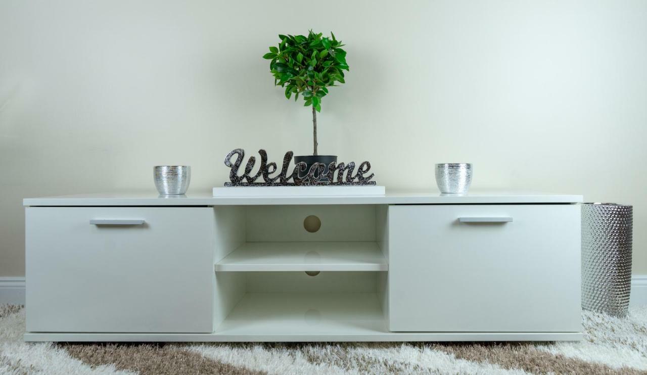Appartement Glamour Apartman à Eger Extérieur photo