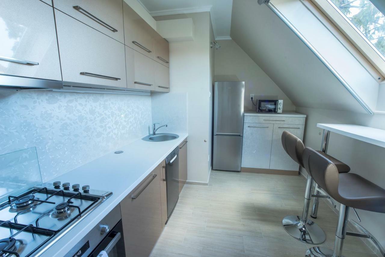 Appartement Glamour Apartman à Eger Extérieur photo